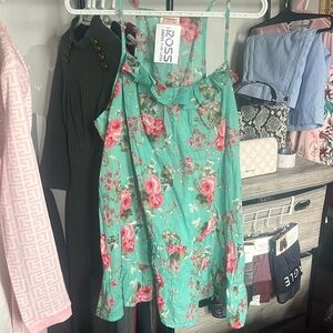 BNWT Mossimo Supply Co Floral Tank